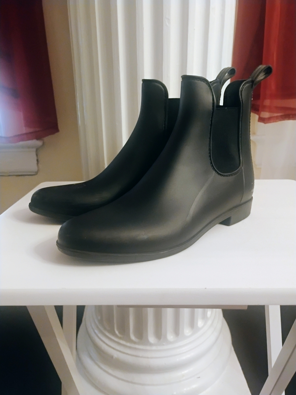 Sam Edelman Matte Black Chelsea Rain Booties